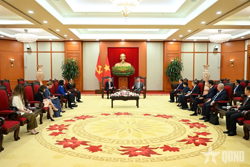 Quang cảnh buổi tiếp.