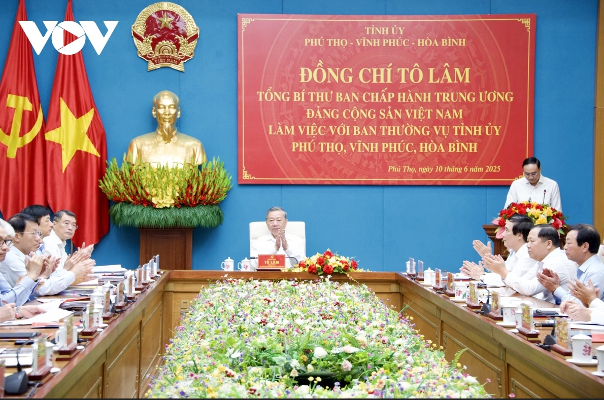 Tổng Bí thư Tô Lâm chủ trì buổi làm việc với Ban thường vụ tỉnh uỷ các tỉnh Phú Thọ, Vĩnh Phúc và Hoà Bình