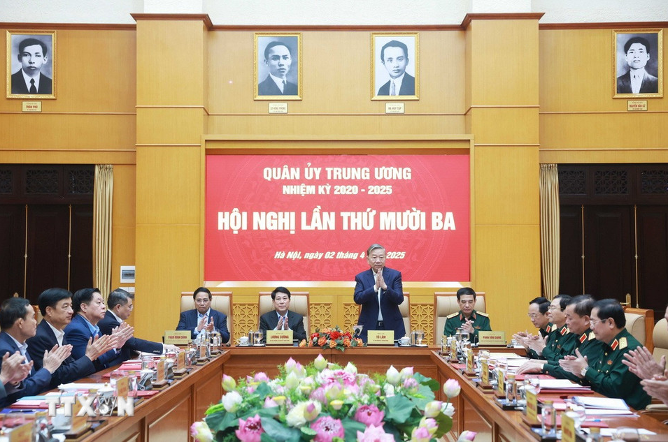 Tổng Bí thư Tô Lâm, Bí thư Quân ủy Trung ương chủ trì Hội nghị Quân ủy Trung ương lần thứ mười ba, nhiệm kỳ 2020-2025. (Ảnh: Thống Nhất/TTXVN)
