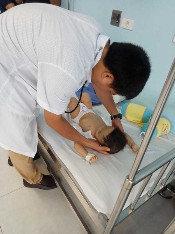 Con bị bạo hành, không chỉ bà giúp việc có lỗi ảnh 1