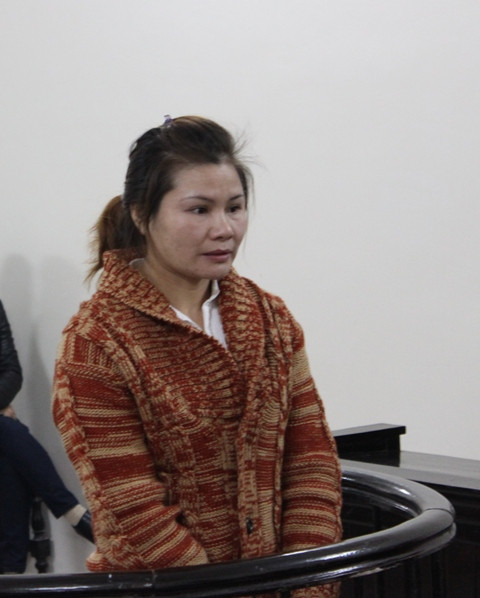 "Má mì" trước vành móng ngựa. Ảnh: Bắc Hà