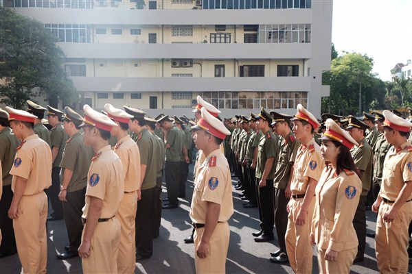 Các cơ quan Hà Nội hát Quốc ca trong lễ chào cờ đầu tuần ảnh 3
