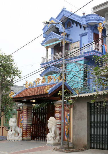 Ngôi nhà 3 tầng ở thị trấn Chờ của vợ chồng Thúy Duyên