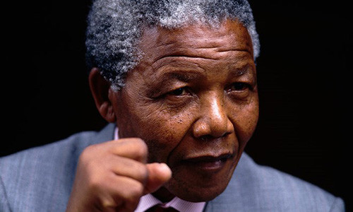 Cựu Tổng thống Nam Phi Nelson Mandela, biểu tượng của cuộc chiến chống chủ nghĩa phân biệt chủng tộc