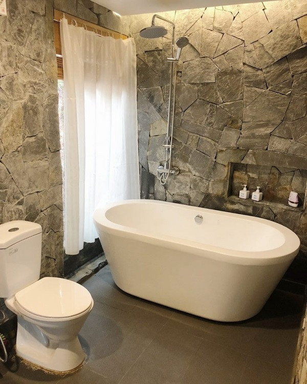 Ấn tượng với ngôi nhà 36m2 cheo leo trên đồi thông ở Sóc Sơn ảnh 9