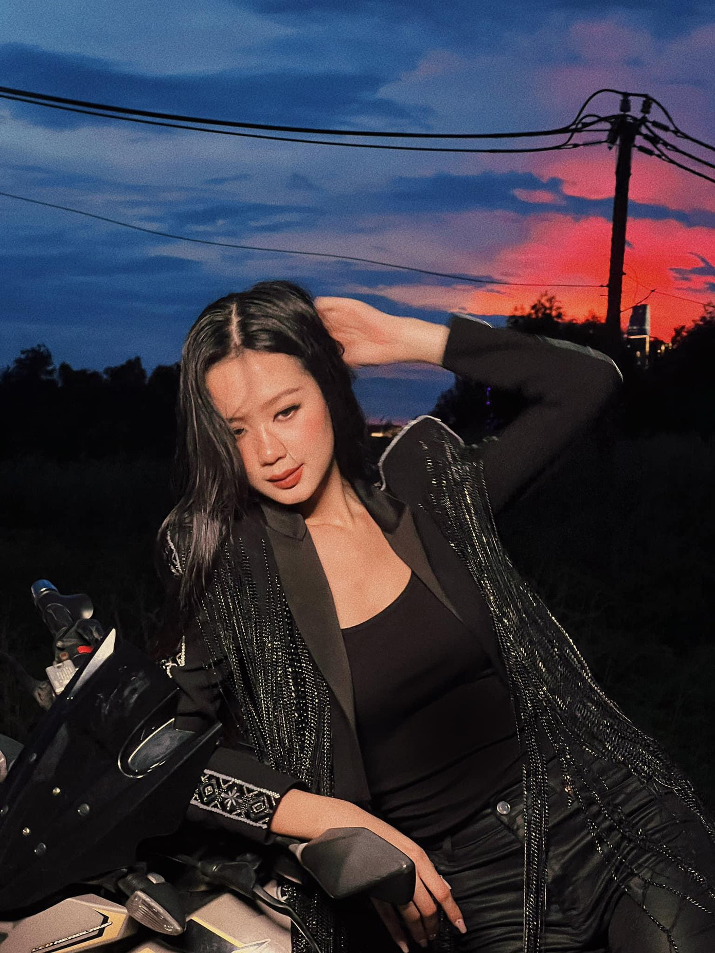 Hình ảnh cá tính của Bảo Ngọc trong đoạn video giới thiệu bản thân tại cuộc thi Hoa hậu Liên lục địa 2022. Hình ảnh cá tính của Bảo Ngọc trong đoạn video giới thiệu bản thân tại cuộc thi Hoa hậu Liên lục địa 2022.