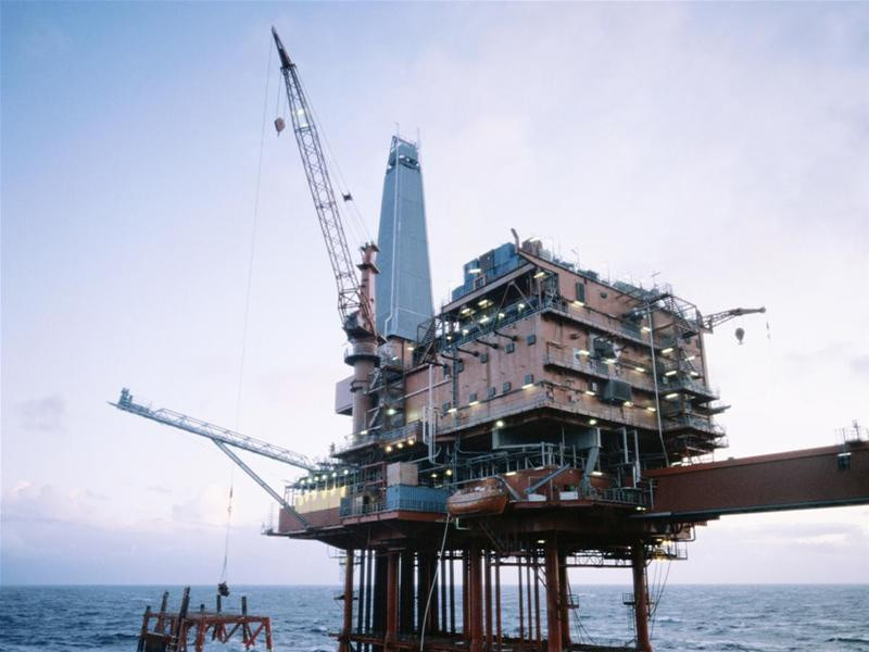 Phá giá nội tệ, Venezuela hy vọng thu thêm ngoại tệ từ dầu mỏ - Ảnh: blog.fleetowner.com