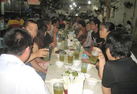 Uống rượu bia nhiều khiến nguy cơ mắc bệnh ung thư tăng cao 