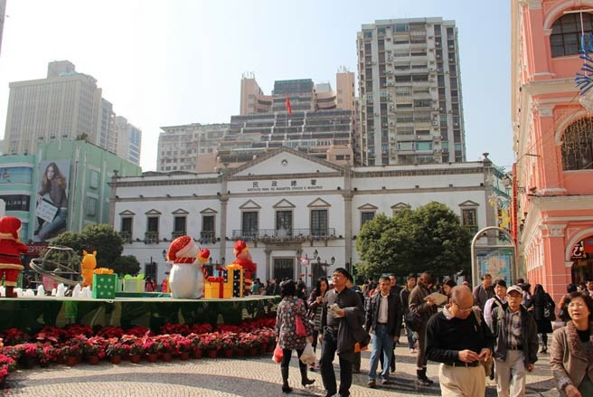 Leal Senado giờ được dùng làm Sở Dân chính. Ảnh: Skyscrapercity