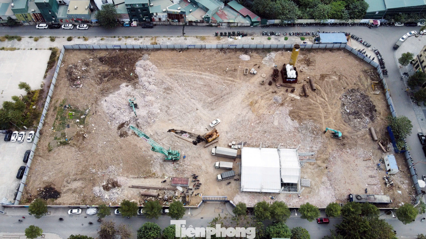 Được biết, dự án nhà ở xã hội Hạ Đình sau khi điều chỉnh quy hoạch dự án có mật độ xây dựng 40%, tầng cao công trình 5 - 25 tầng + 01 tầng hầm, quy mô dân số 1.230 người với 440 căn hộ.