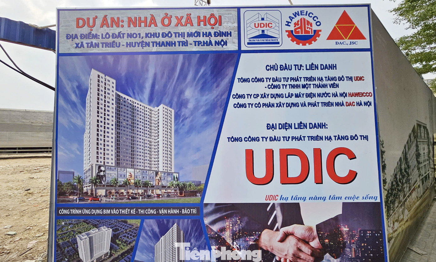 Dự án nhà ở xã hội tại ô đất NO1 khu đô thị mới Hạ Đình là dự án nhà ở xã hội hiếm hoi ở Hà Nội được khởi công trong năm nay. Dự án này được đánh giá hấp dẫn hàng đầu Hà Nội trong năm 2024, bởi lẽ thời gian qua, khi dự án còn chưa xong các thủ tục đầu tư, xây dựng nhưng UDIC phải 3 lần phát đi thông báo, nhằm cảnh báo về thông tin sai lệch của một nhóm đối tượng có mục đích lừa đảo, chiếm đoạt tiền của người dân.