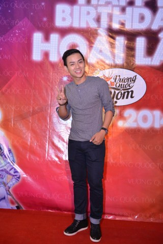 Hoài Lâm cùng dàn sao quậy tưng bừng trong ngày sinh nhật ảnh 4