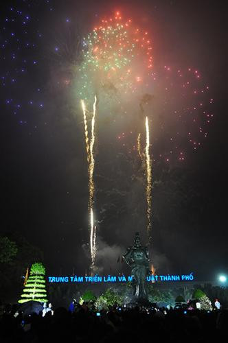 Cả nước tưng bừng đón Xuân ảnh 12