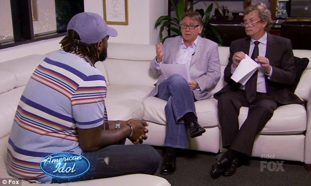 Jermaine Jones đối chất với 2 nhà sản xuất của chương trình là Nigel Lythgoe và Ken Warwick về sự việc này