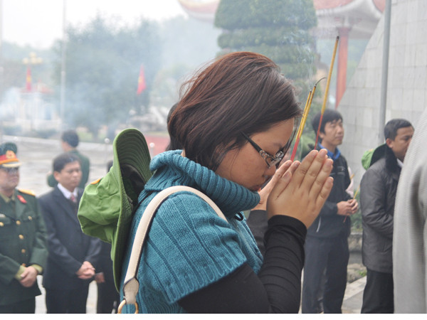 Khắc ghi công ơn người đi trước. Ảnh: LXS