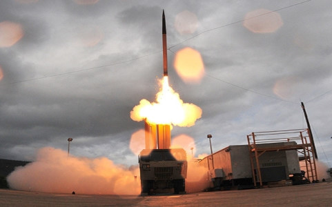 Ông Trump muốn Hàn Quốc trả 1 tỷ USD cho việc triển khai THAAD ảnh 1