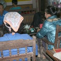 Mẹ con người bị hại vẫn rất bức xúc