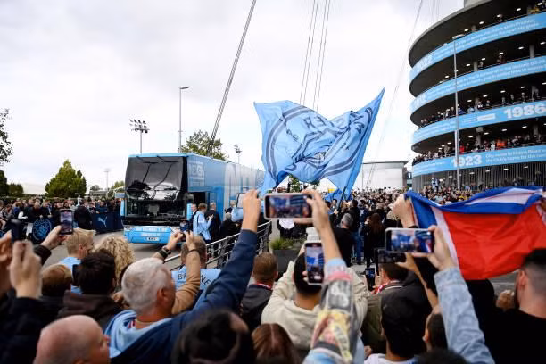 Man City đánh bại MU 6-3 trong cơn mưa bàn thắng ở derby thành Manchester ảnh 1