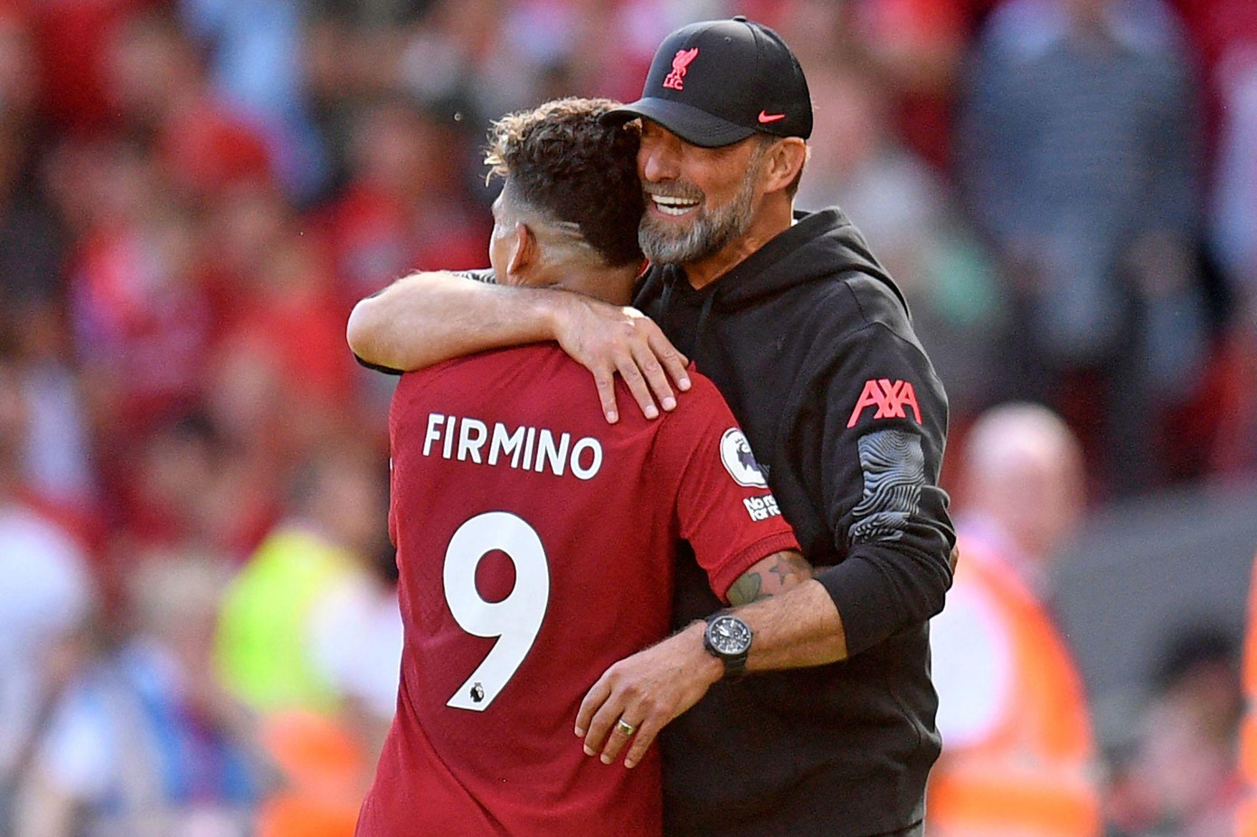 Firmino chia vui cùng Jurgen Klopp