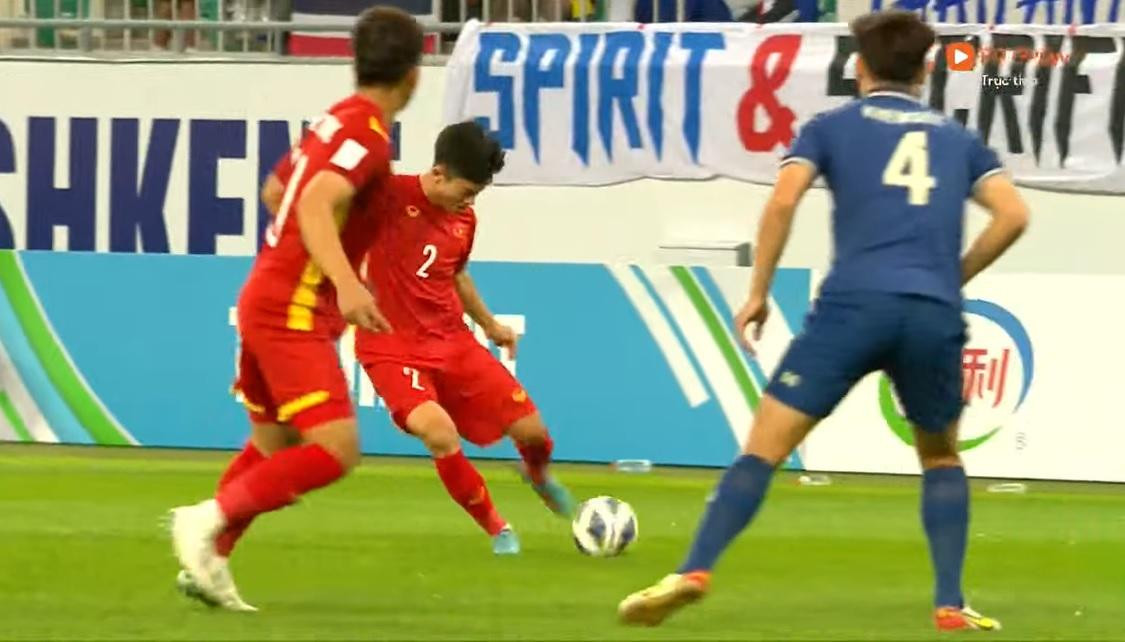 U23 Việt Nam có màn trình diễn ấn tượng dù bị Thái Lan cầm hoà phút cuối ảnh 6 U23 Việt Nam có màn trình diễn ấn tượng dù bị Thái Lan cầm hoà phút cuối ảnh 6