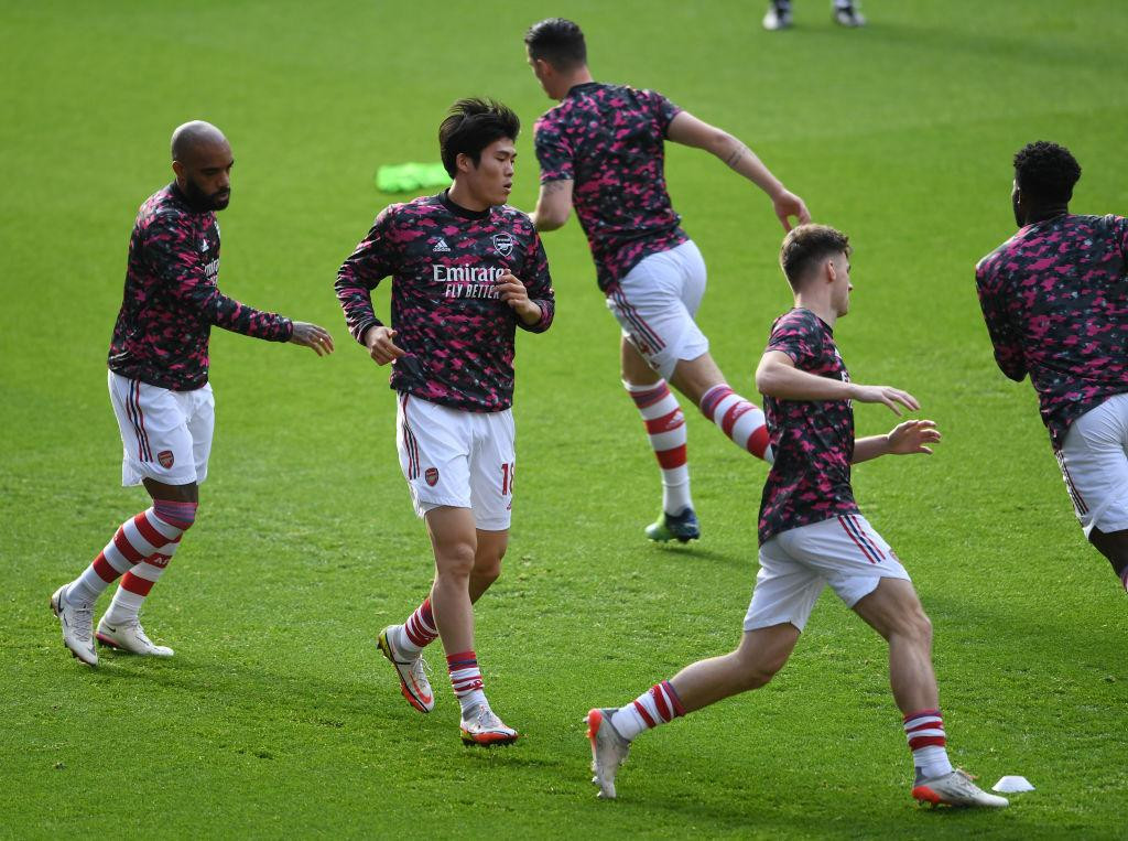 Tomiyasu trở lại sau 1 trận vắng mặt vì chấn thương