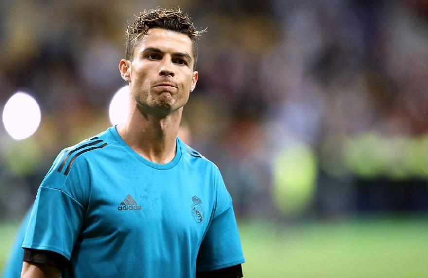 Ronaldo là cầu thủ ghi bàn nhiều nhất lịch sử Real Madrid