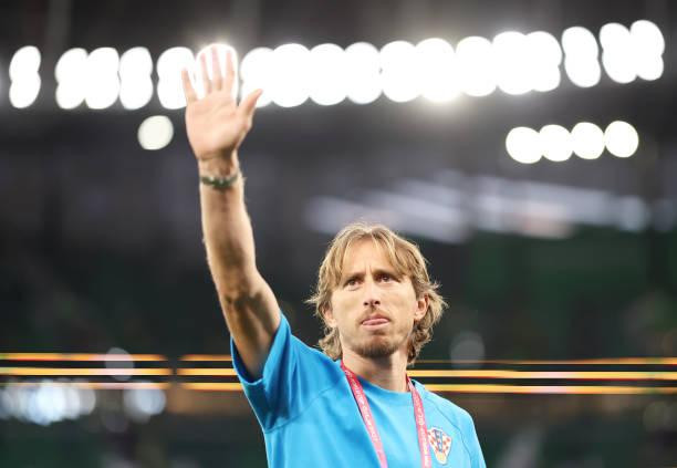 Modric tiếp tục là niềm hy vọng vàng của Croatia cho dù đã 37 tuổi Modric tiếp tục là niềm hy vọng vàng của Croatia cho dù đã 37 tuổi