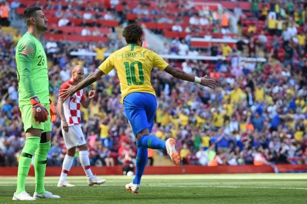 Neymar đã ghi 3 bàn vào lưới tuyển Croatia. Ảnh: AFP/ Getty