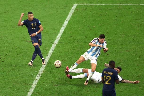 World Cup 2022: Messi lên đỉnh thế giới sau trận chung kết có 6 bàn thắng và loạt luân lưu định mệnh ảnh 40