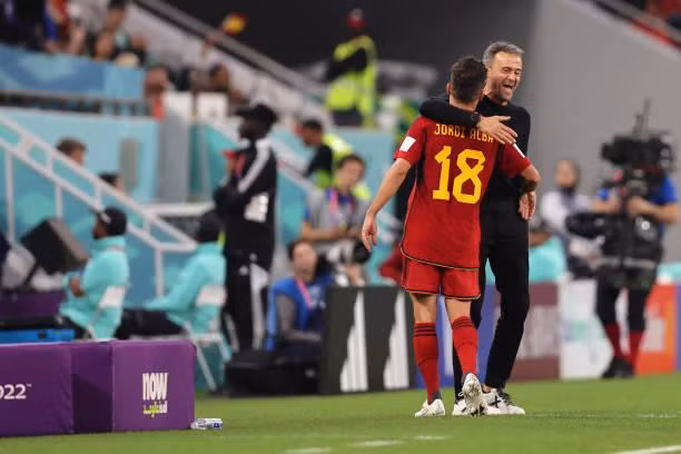 Huỷ diệt Costa Rica 7-0, Tây Ban Nha gửi lời đe doạ tới toàn thế giới ảnh 18