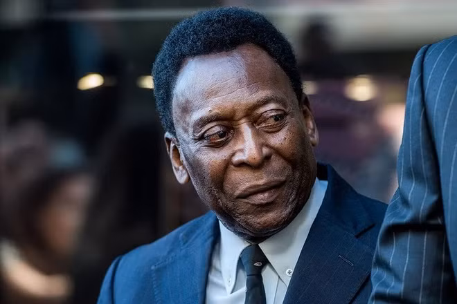 Pele được thừa nhận rộng rãi là Vua bóng đá Pele được thừa nhận rộng rãi là Vua bóng đá