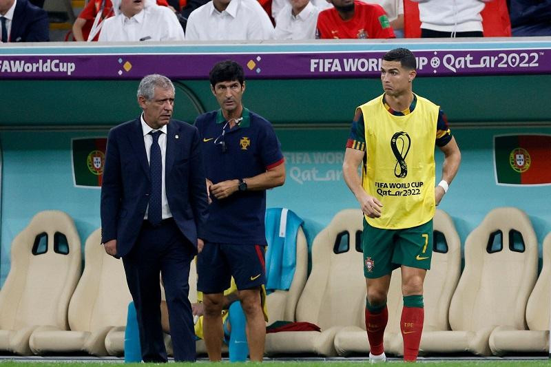 Ronaldo phủ nhận mâu thuẫn với HLV Santos