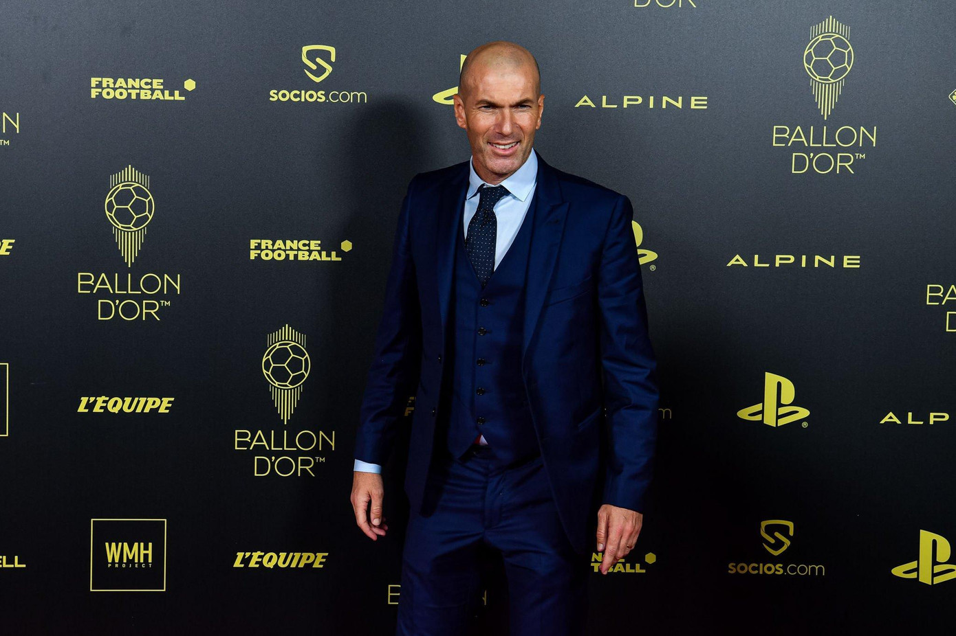 Zidane xuất hiện lần gần nhất trong lễ trao giải Quả bóng vàng 2022 Zidane xuất hiện lần gần nhất trong lễ trao giải Quả bóng vàng 2022
