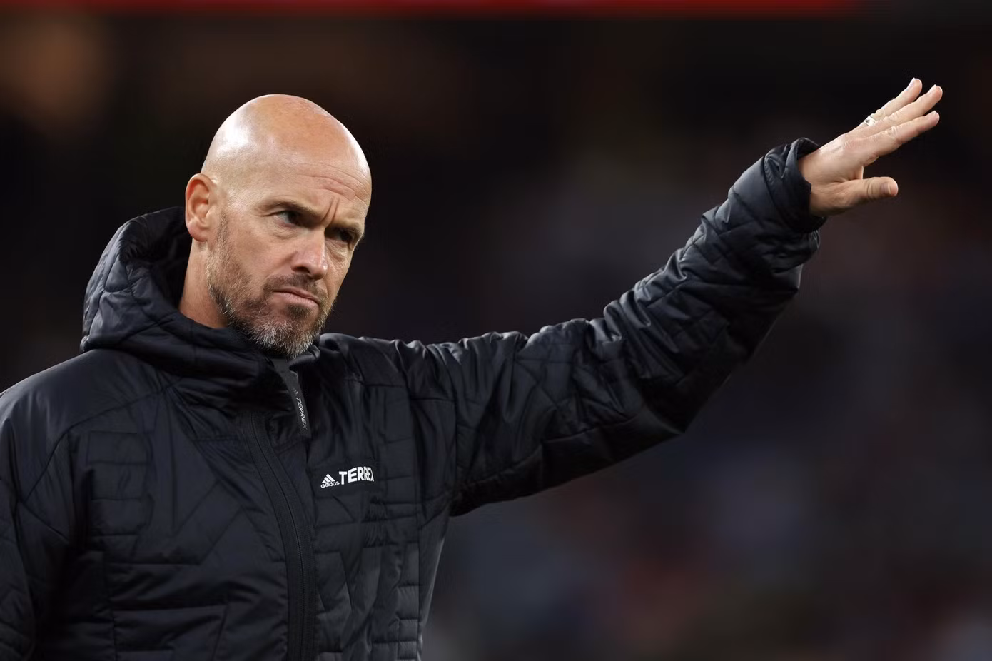 Ten Hag không thể hài lòng với các học trò