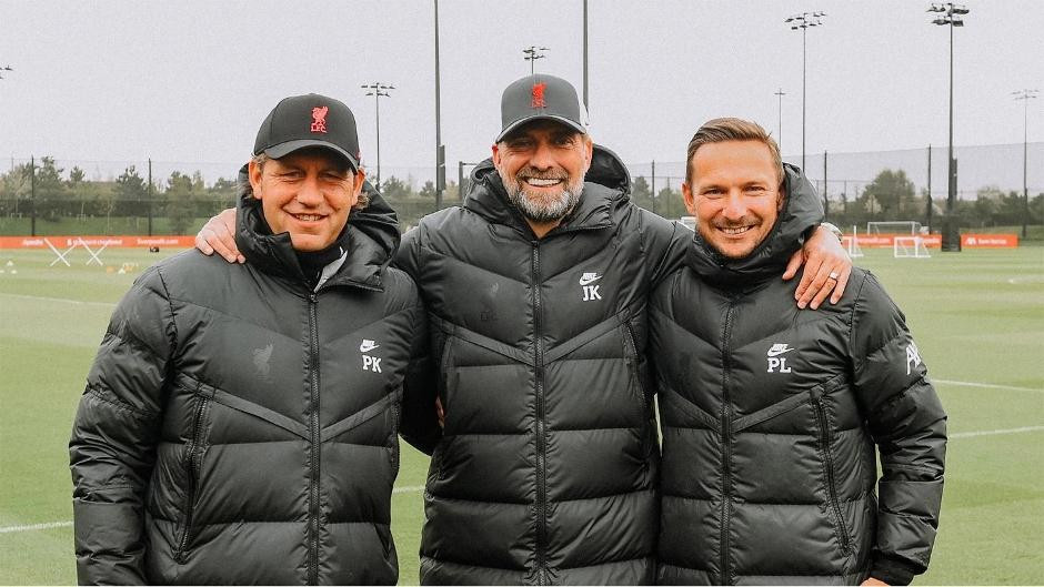 Pepijn Lijnders và Peter Krawietz sát cánh với Klopp từ Dortmund đến Liverpool