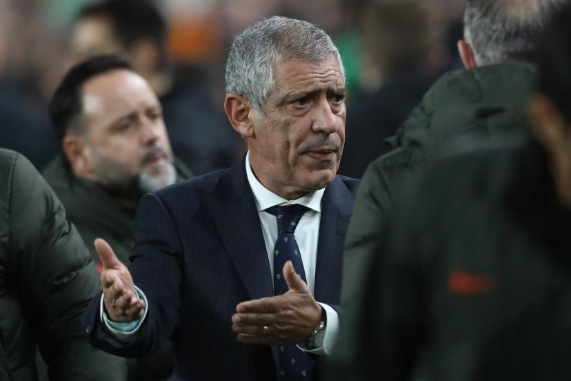 HLV Santos không còn nhiều cơ hội