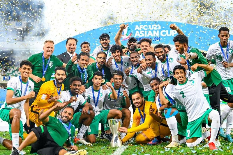 Các cầu thủ U23 Saudi Arabia vớ bẫm sau chức vô địch U23 châu Á Các cầu thủ U23 Saudi Arabia vớ bẫm sau chức vô địch U23 châu Á