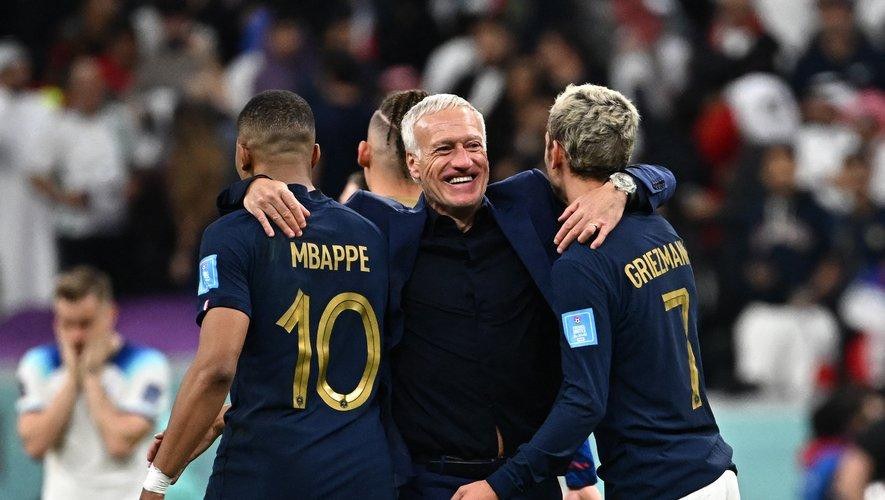 HLV Didier Deschamps rất được lòng các ngôi sao Pháp