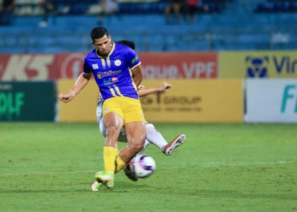 Lucao tỏa sáng rực rỡ. Ảnh: 24h