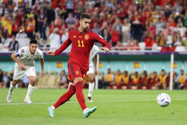 Huỷ diệt Costa Rica 7-0, Tây Ban Nha gửi lời đe doạ tới toàn thế giới ảnh 15