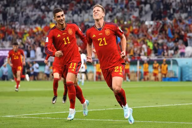 Huỷ diệt Costa Rica 7-0, Tây Ban Nha gửi lời đe doạ tới toàn thế giới ảnh 13