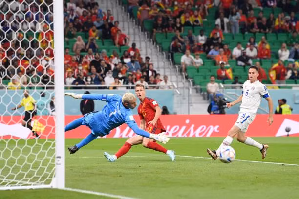 Huỷ diệt Costa Rica 7-0, Tây Ban Nha gửi lời đe doạ tới toàn thế giới ảnh 10