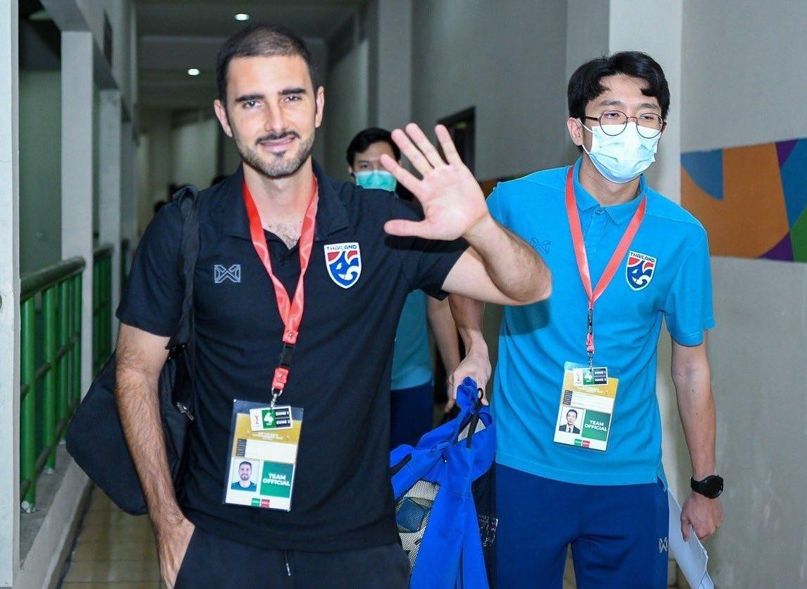 HLV U19 Thái Lan đánh giá cao U19 Việt Nam.