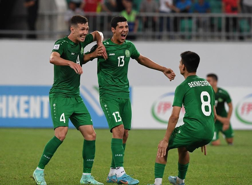 U23 Turkmenistan ăn mừng bàn thắng trước U23 Qatar. Ảnh: AFC