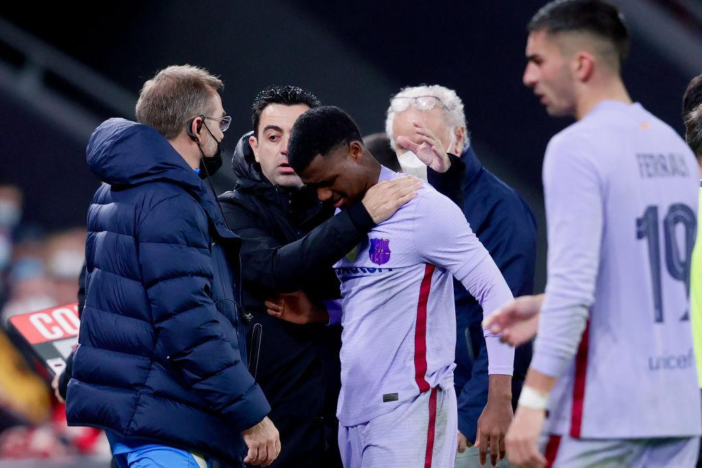 Fati thất vọng rời sân sớm vì chấn thương Fati thất vọng rời sân sớm vì chấn thương