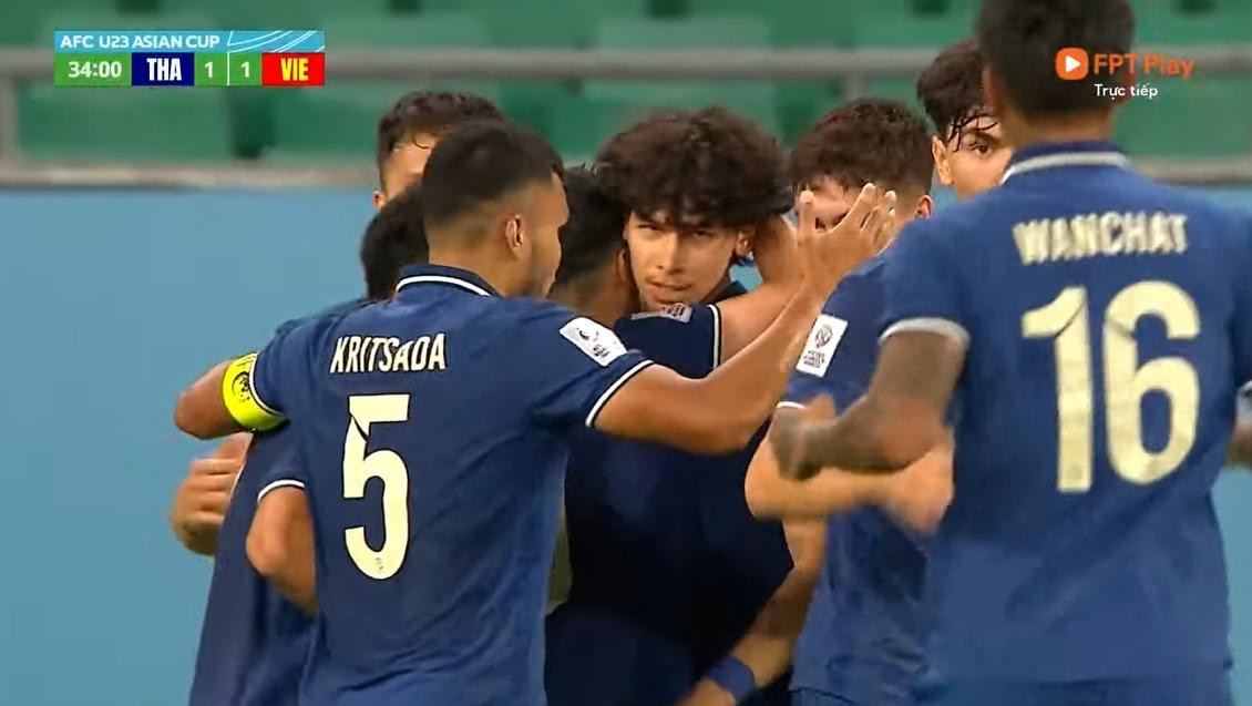 U23 Việt Nam có màn trình diễn ấn tượng dù bị Thái Lan cầm hoà phút cuối ảnh 12 U23 Việt Nam có màn trình diễn ấn tượng dù bị Thái Lan cầm hoà phút cuối ảnh 12