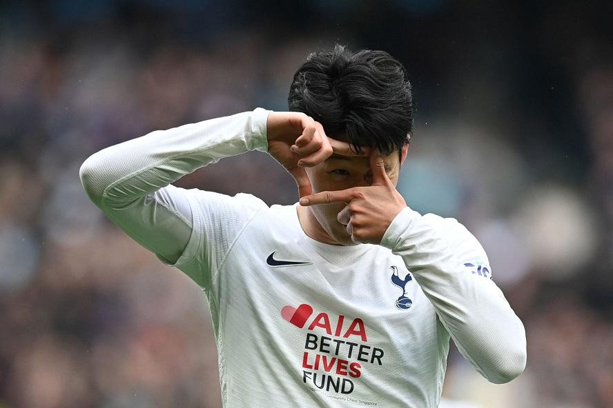 Son Heung-min tỏa sáng rực rỡ giúp Tottenham sống lại hy vọng vào top 4 Son Heung-min tỏa sáng rực rỡ giúp Tottenham sống lại hy vọng vào top 4