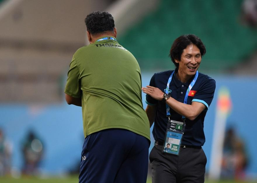 HLV Gong phải đối đầu với đội bóng đồng hương U23 Hàn Quốc. Ảnh: AFC HLV Gong phải đối đầu với đội bóng đồng hương U23 Hàn Quốc. Ảnh: AFC
