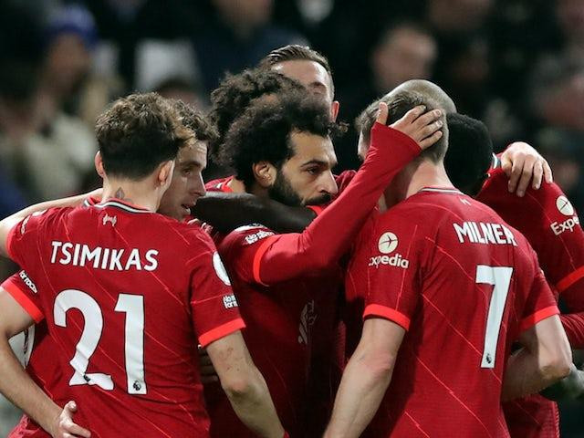 Liverpool sẽ gặp vấn đề lớn khi mất cả Salah và Mane