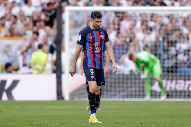 Hạ Barca 3-1, Real soán ngôi đầu của đối thủ sau trận Siêu kinh điển ảnh 16